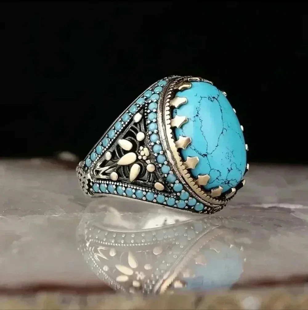 New Vintage Men's Electroplated Two-tone Inlaid Turquoise Ring..NWT - Picture 3 of 5